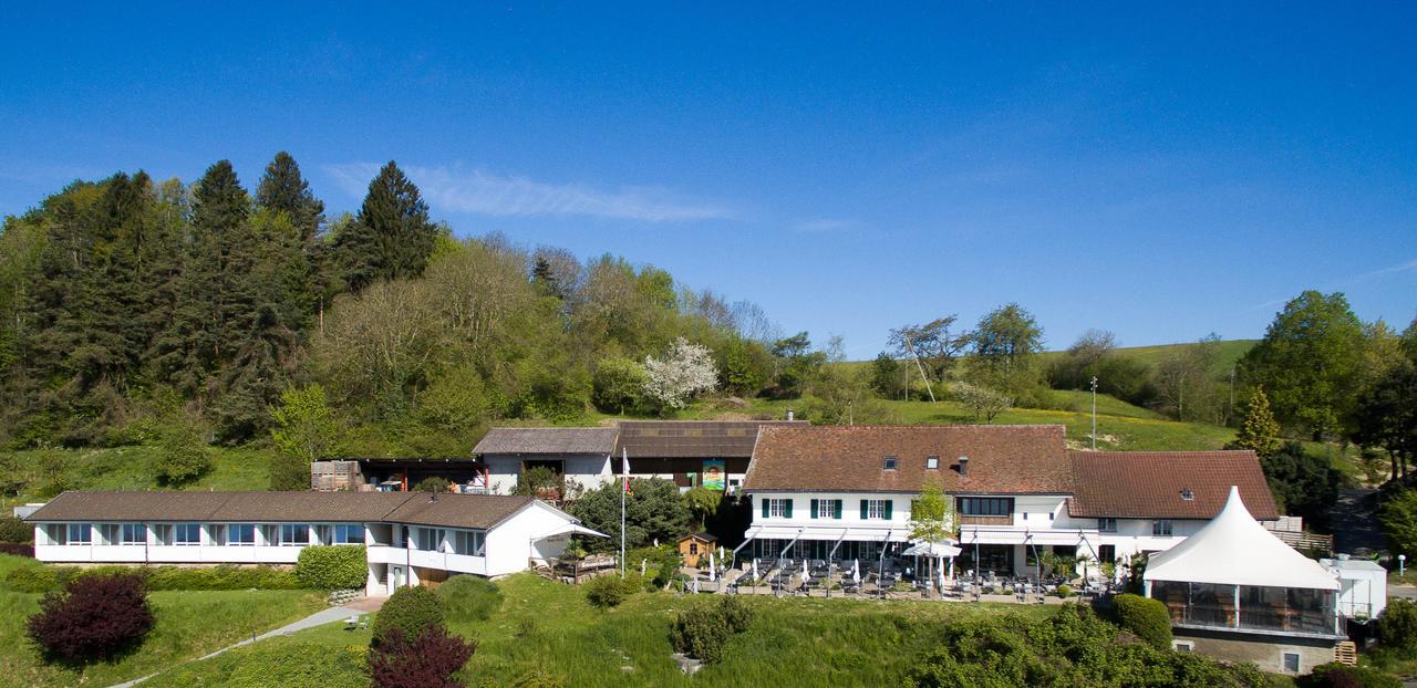Le Mont-Vully - Hotel Restaurant Haut-Vully Екстер'єр фото